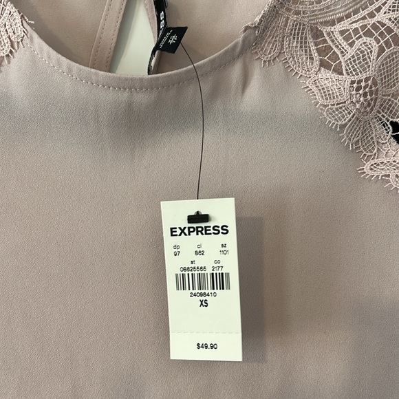 Express Blouse - Picture 3 of 4
